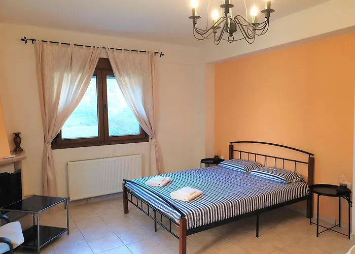 Irina Apartment Afitos